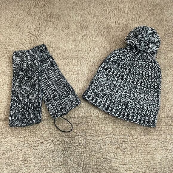 Rebecca Minkoff Winter Beanie and Arm Warmer Set Black Knit One Size - Picture 2 of 5